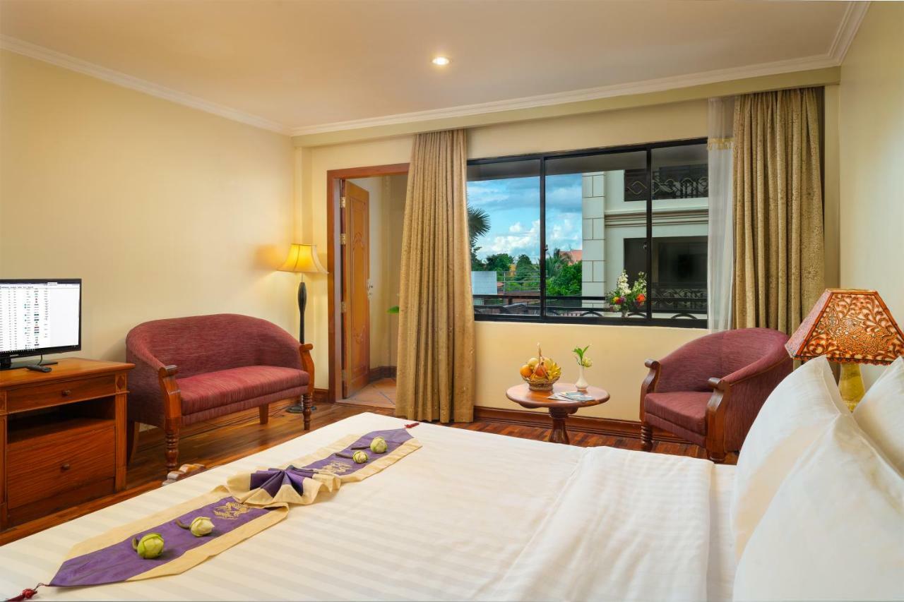 Dragon Royal Angkor Hotel Siem Reap Buitenkant foto
