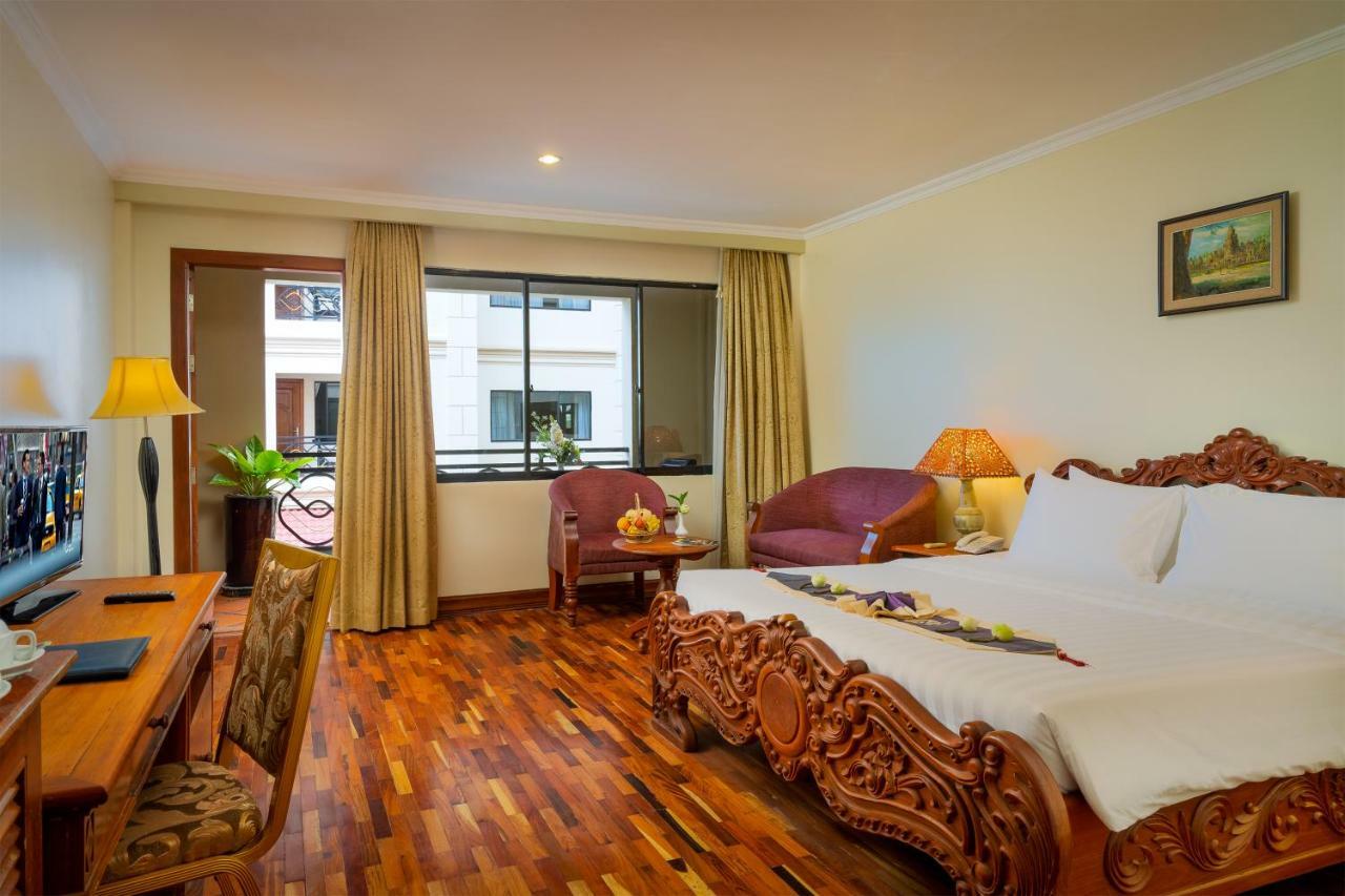 Dragon Royal Angkor Hotel Siem Reap Buitenkant foto