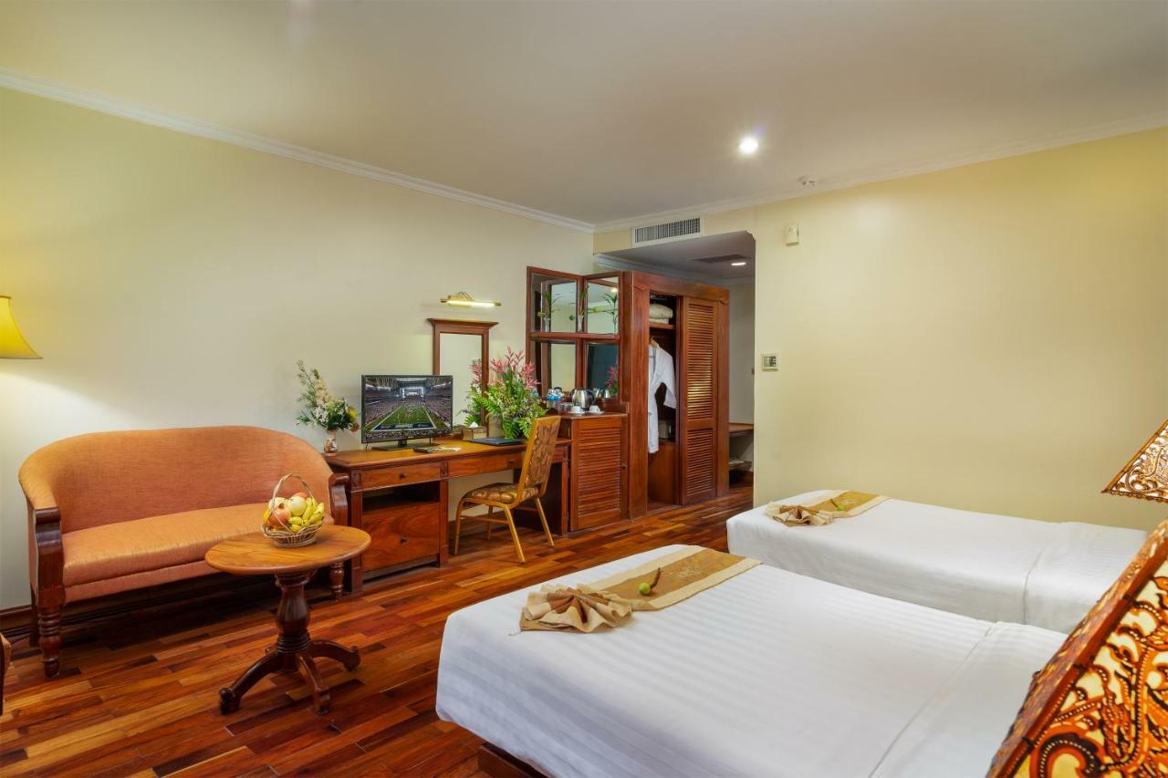 Dragon Royal Angkor Hotel Siem Reap Buitenkant foto