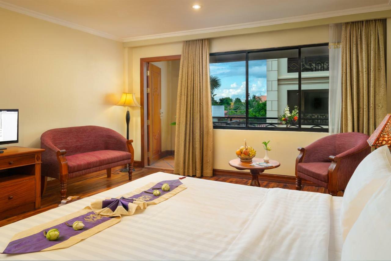 Dragon Royal Angkor Hotel Siem Reap Buitenkant foto