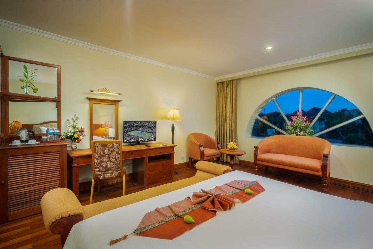 Dragon Royal Angkor Hotel Siem Reap Buitenkant foto