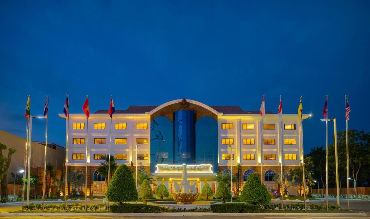 Dragon Royal Angkor Hotel Siem Reap Buitenkant foto