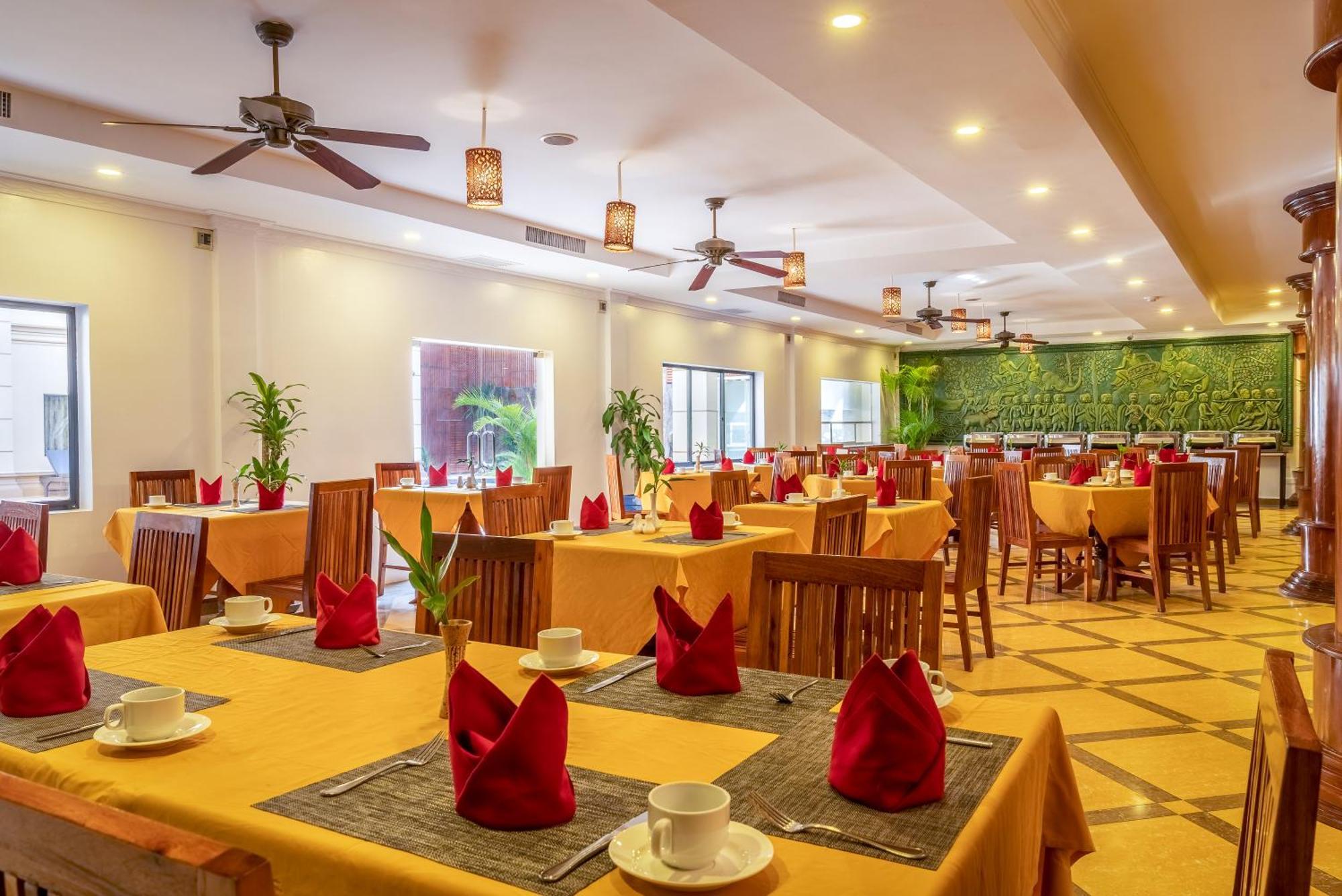 Dragon Royal Angkor Hotel Siem Reap Buitenkant foto