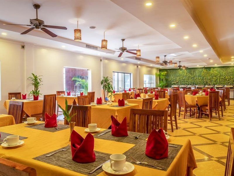 Dragon Royal Angkor Hotel Siem Reap Buitenkant foto